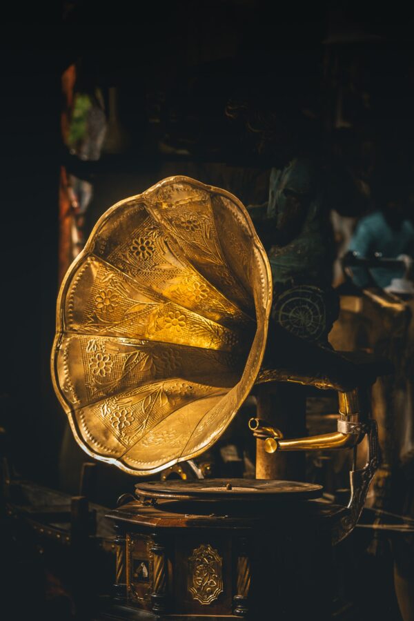 Gold gramophone technical analysis for trading and investing
